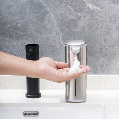 Edelstahl Touch-Free Sensor Flüssig-Schaum-Seifenpumpe Spender Automatischer wiederaufladbarer Seifenspender für das Bad